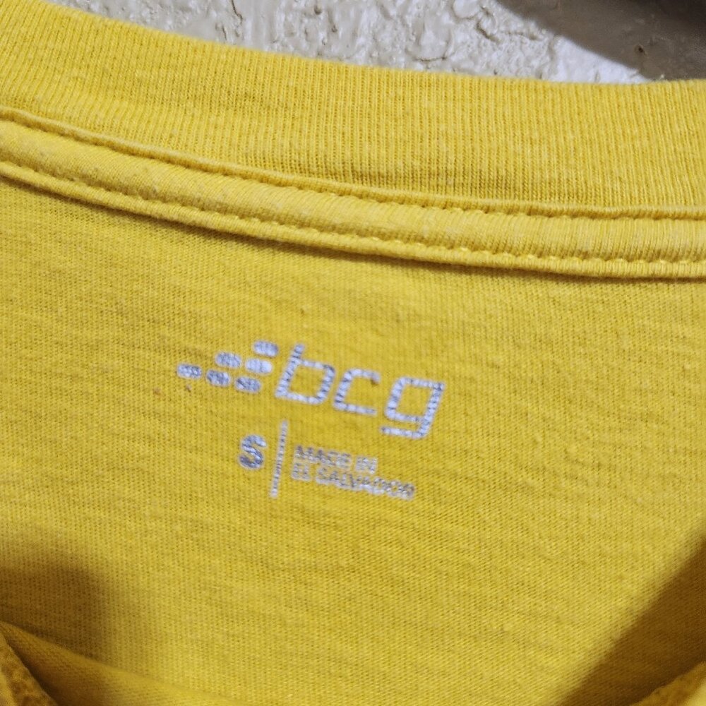 yellow basic tee - Picture 2 of 3
